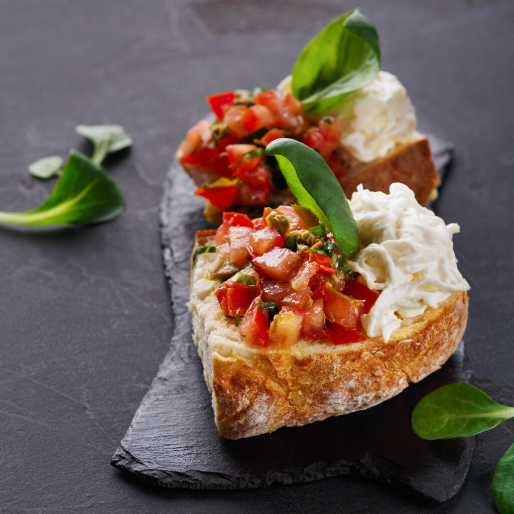 Bruschetta al Pomodoro ricette Italiane facili e tradizionale