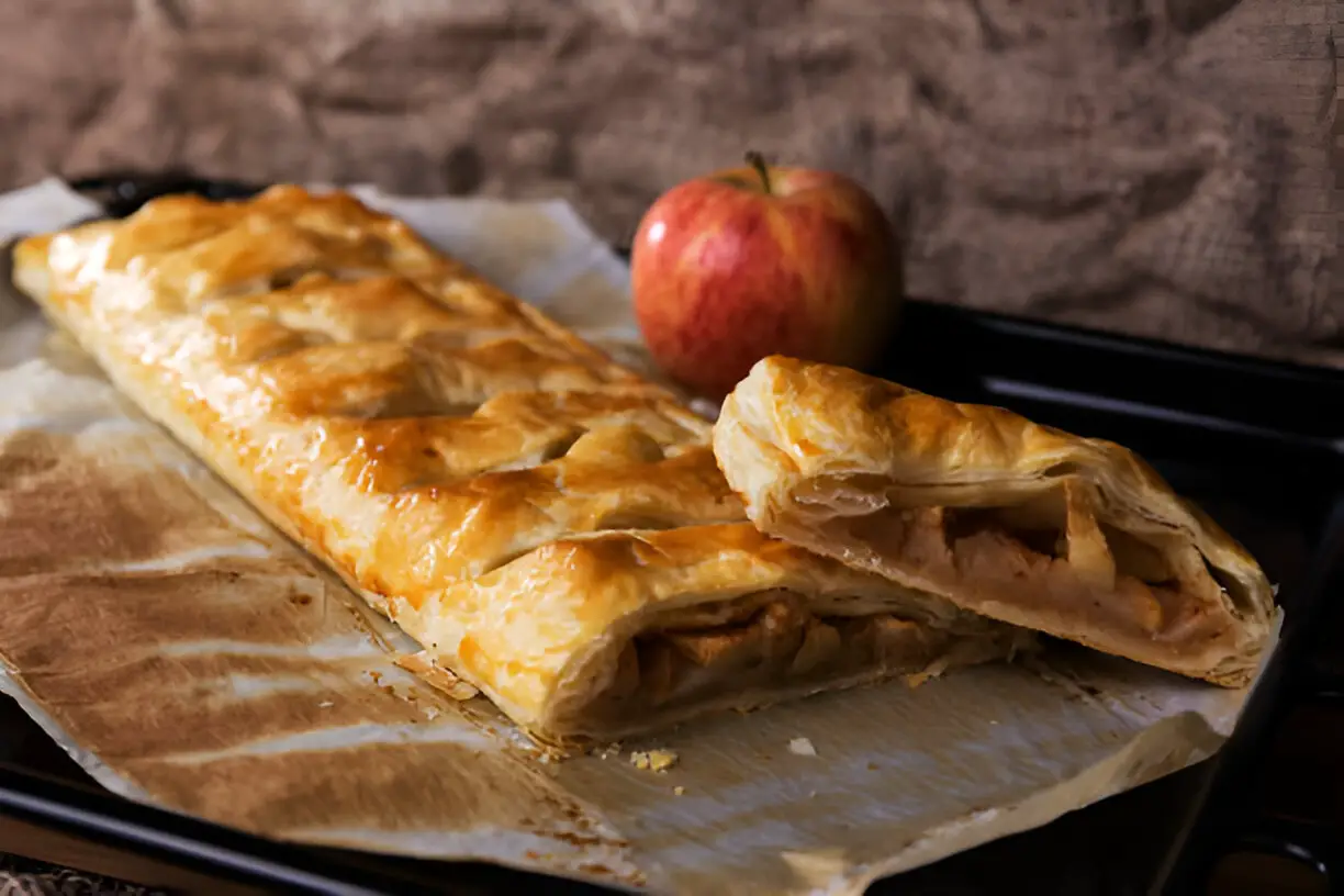 strudel di mele con pasta sfoglia