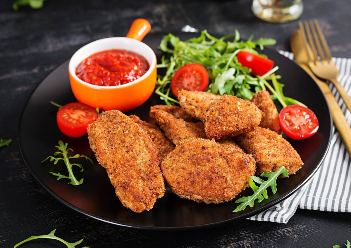 Angioletti Fritti con Rucola e Pomodorini