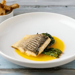 Filetto di Branzino in Padella: Ricetta Facile e Gustosa 2 Filetto di Branzino in Padella